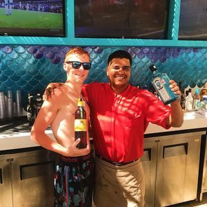 Meet your Posher, Logan